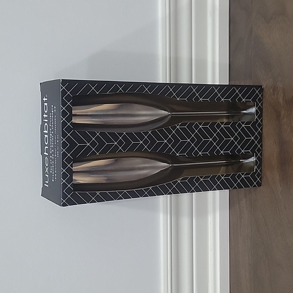 Champagn Flutes - Picture 2 of 3